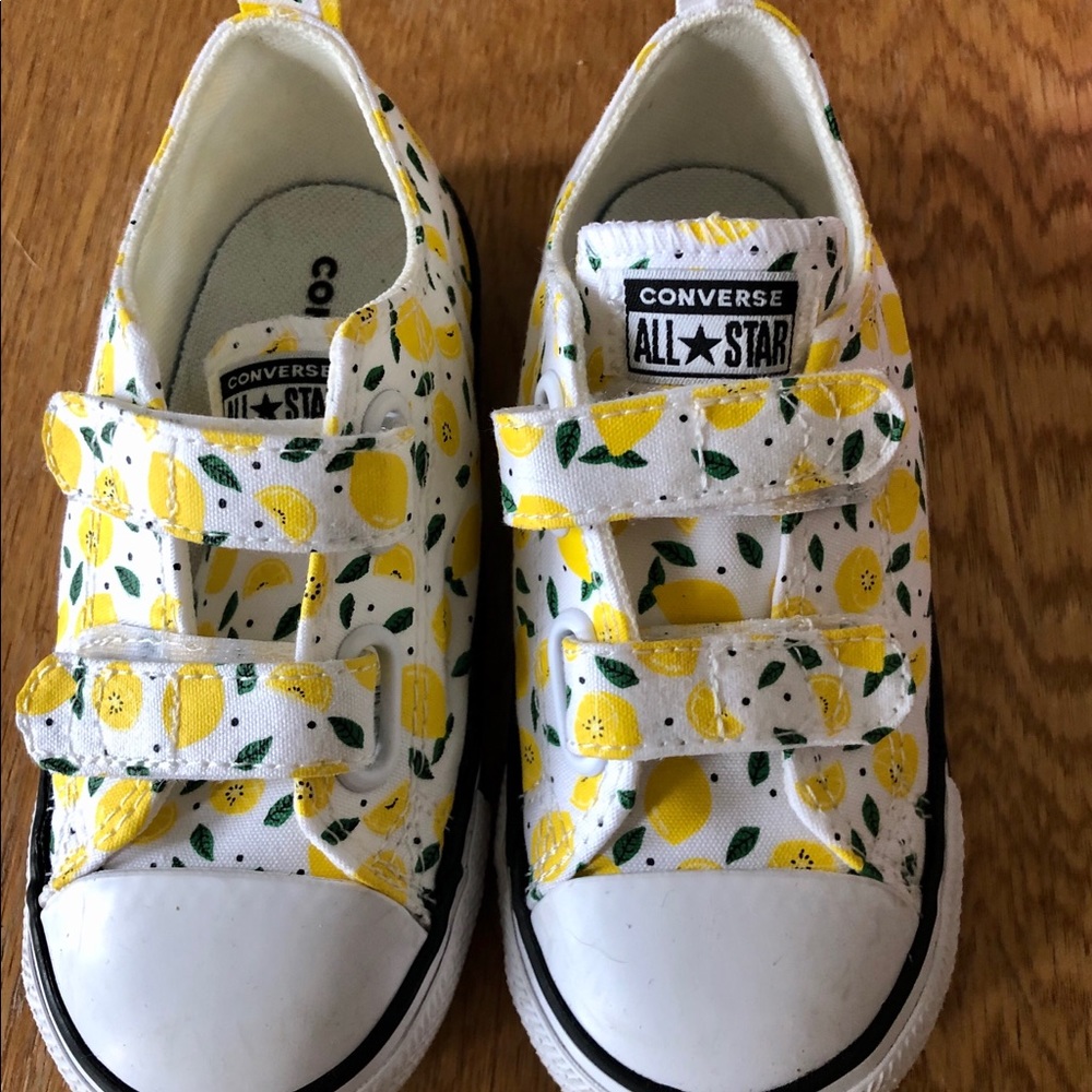 Toddler girls Converse